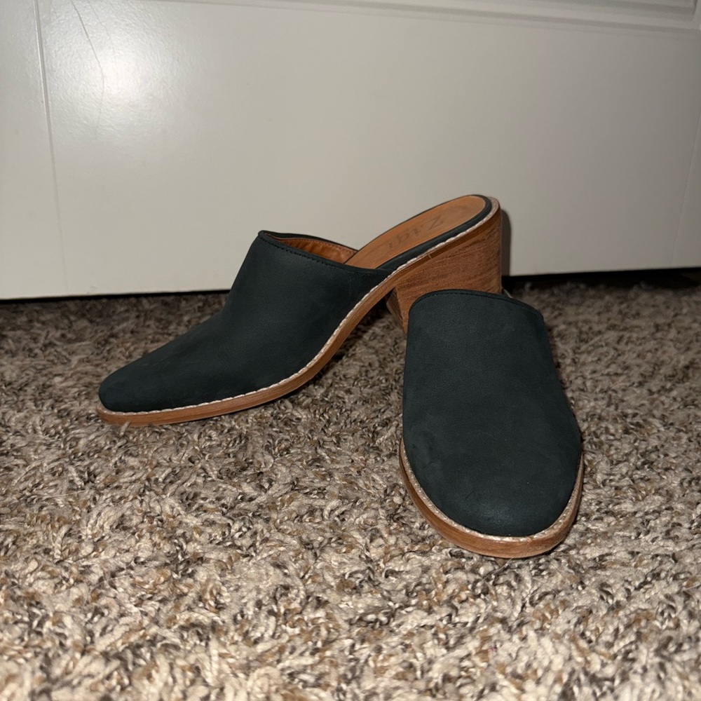 Zigi Soho Mules with Textured Fabric and Wooden Heel